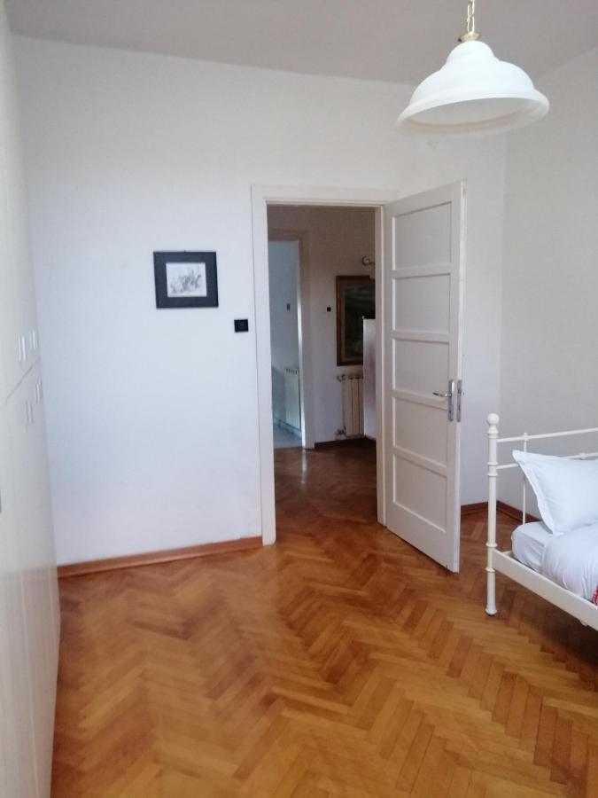 Apartment Kandler - Spacious And Confortable トリエステ エクステリア 写真
