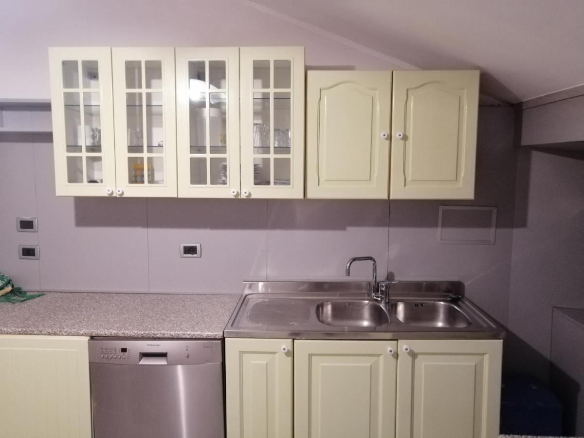 Apartment Kandler - Spacious And Confortable トリエステ エクステリア 写真